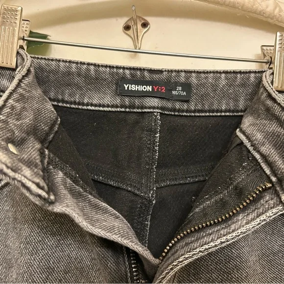 High Stretch Mid-Rise Barrel Jeas Fashion Black Animation Graphics Sz 28 - Picture 3 of 15